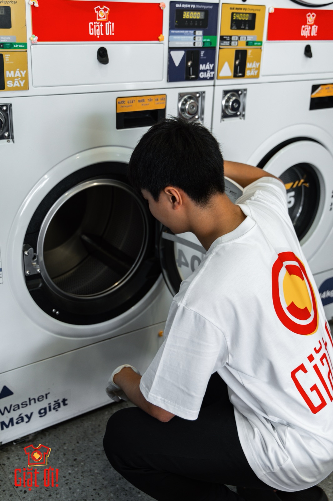 4-hour express laundry pickup near Phu My Hung, Saigon